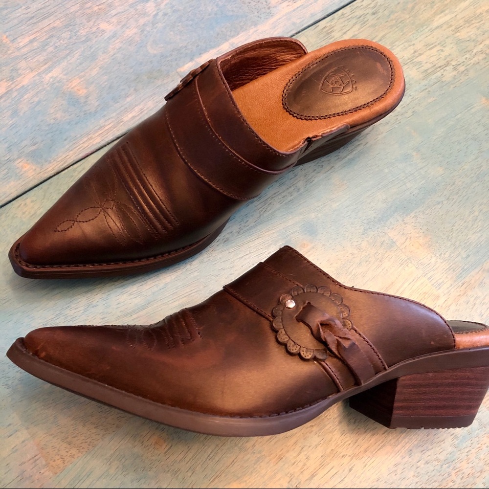 Ariat leather boot mules clogs size 6